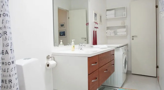Апартаменты Standard Downtown Tórshavn - Large 3 Bedroom Apartment