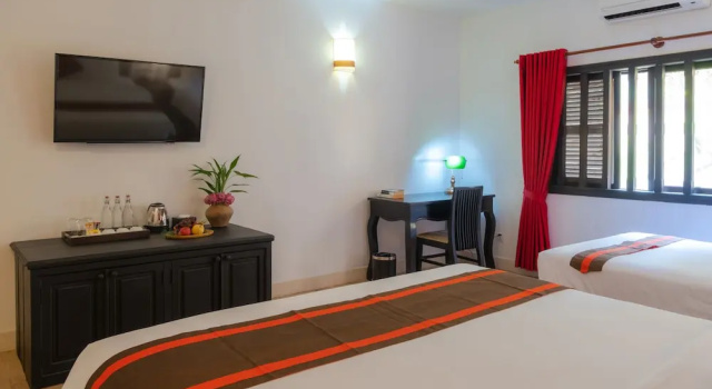 Семейный номер Premier с балконом Отель Pandora Suite D'Angkor