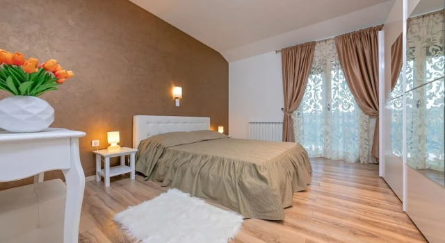 Villa St. Ana, Book Villa Hotels in Selina with Parking, Parking