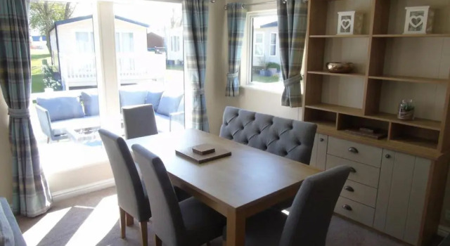 Fir Trees Caravan Park, Book Hotel Hoteller i Cheshire med pool, Swimmingpool