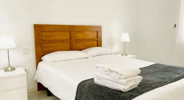 Duplex 3 Bedroom Top Floor F-3, Забронировать Дом для отпуска Коттеджи Марбелья, Коттедж