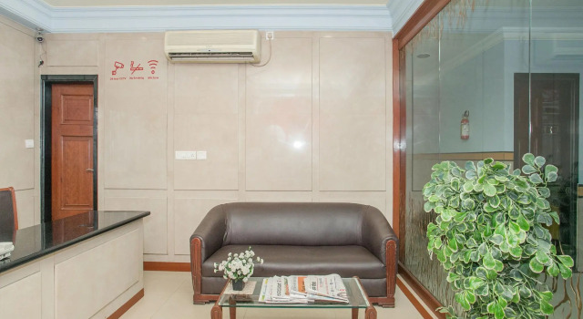 OYO 579 Hotel AAB