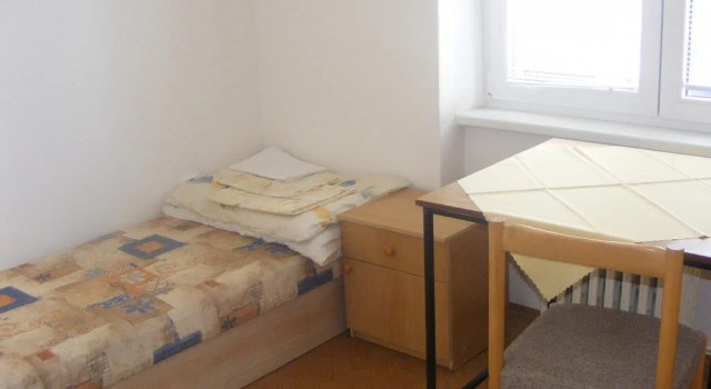 Hostel Barno, Rezerwuj Hostel Hotele w Košický kraj z parkingiem, Parking