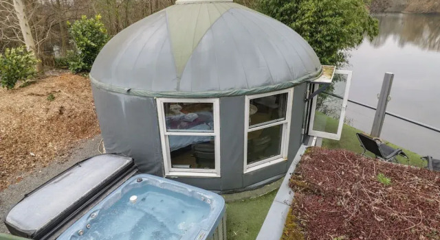 Коттедж Lakeview Yurt