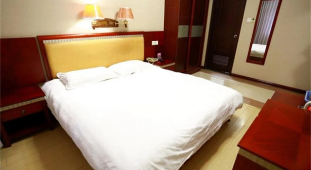 Pai Hotel Bengbu Train Station, Prenota Hotel Bengbu Anhui