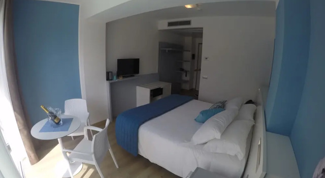 Семейный номер Standard с 2 комнатами с балконом Hotel Vischi