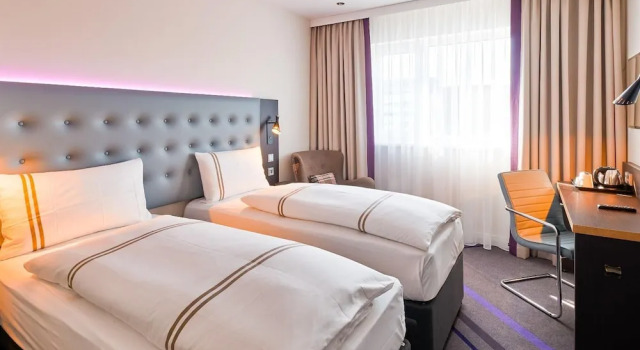 Двухместный номер Standard Premier Inn Saarbrücken City Congresshalle