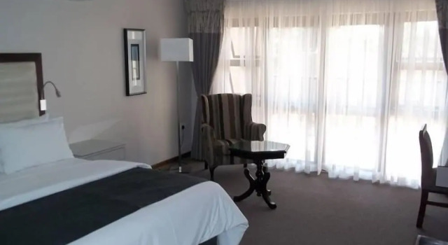 Regent Hotel Kgale, Prenota Hotel Gaborone Botswana
