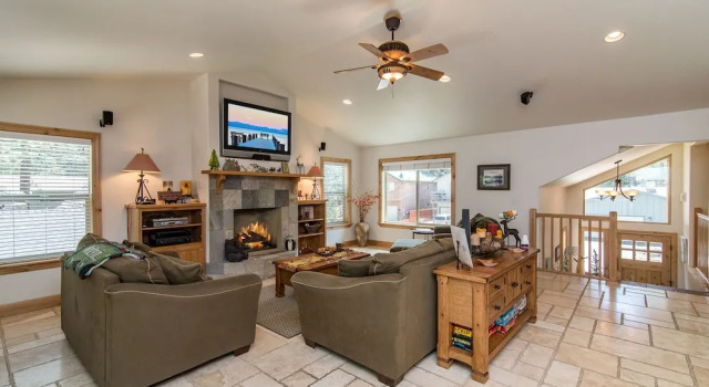 Pet Friendly South Tahoe House by RedAwning
