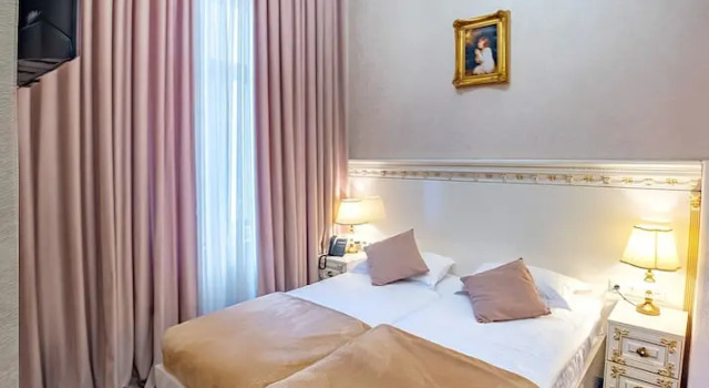Двухместный номер Deluxe Arts Hotel by Square