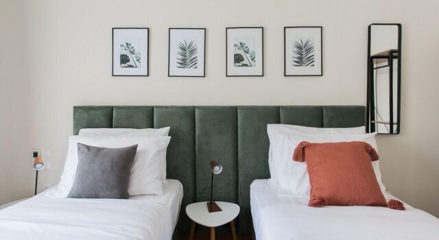 UPSTREET Charming & Comfy 2BD Apt-Acropolis, Забронировать Апартаменты/квартира Неос-Космос Афины, рядом с Tower of the Winds
