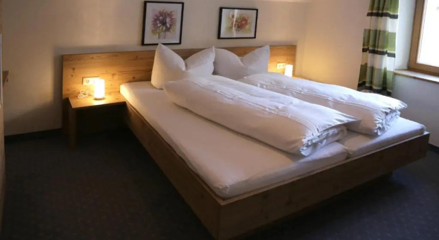 Haus Kathrein, Book Hotel Prutz Tyrol
