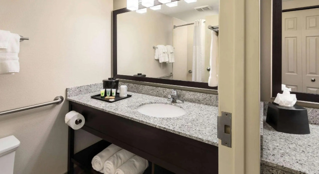 Двухместный номер Business Best Western Ramkota Hotel