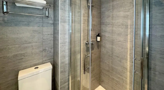 Одноместный номер Premier Berjaya Eden Park London Hotel