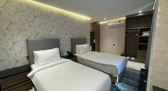 Люкс Standard Royal Plaza Hotel - Duqm
