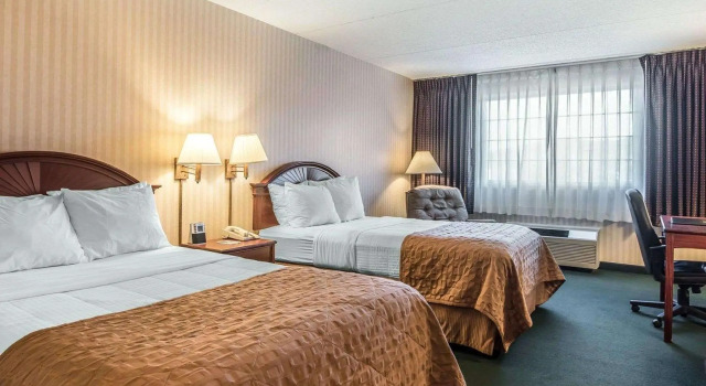 Четырёхместный номер Standard The Marx Hotel - Downtown - University Area