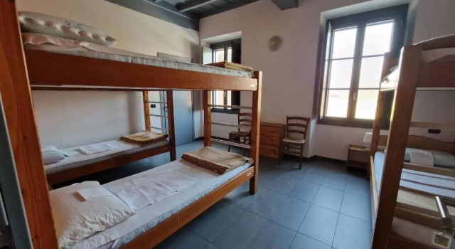 Bett im Wohnheim B&B e Ostello, Parco di Monza, CASCINA COSTA ALTA