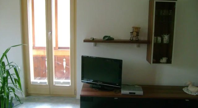 Cosy Ground Floor Apartment With Privat Terrace and Great Views, Buchen Sie Ferienwohnung Reichenbach im Kandertal Berner Oberland