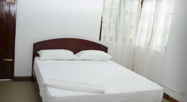 Pearl House, Забронировать Отель Отели Канди с парковкой, рядом с Стадион Богамбара, Парковка