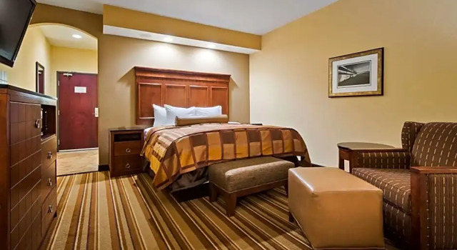 Одноместный люкс Best Western Plus KC Speedway Inn & Suites