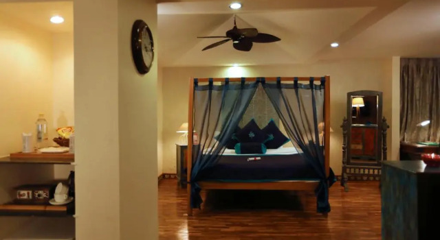 Люкс GANGA KINARE- A Riverside Boutique Resort, Rishikesh