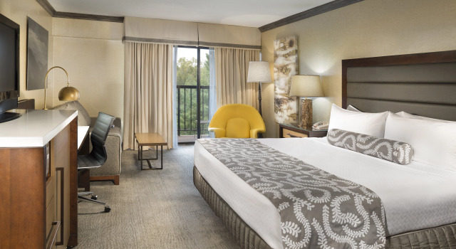 Crowne Plaza Resort Asheville by IHG, Забронировать Курортный отель Отели Ашвилл 4 звезды, рядом с Wedge Brewing, 4*