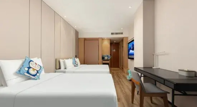 Семейный номер Standard Reethi Rah Hotel