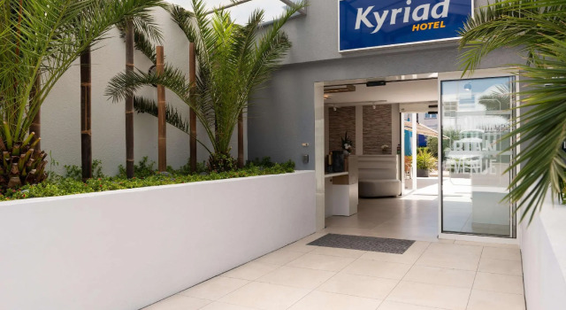 Люкс Kyriad Montpellier Sud - Lattes