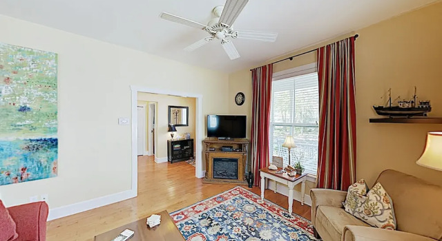 New Listing! the Sea Turtle Inn Uptown Gem 2 Bedroom Home, Забронировать Отель Отели Сент-Огастин с парковкой, рядом с Cathedral Basilica of St. Augustine, Парковка