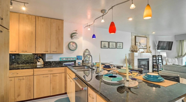 Апартаменты Ocean Dunes Kure Beach Condo w/ Balcony & Pool