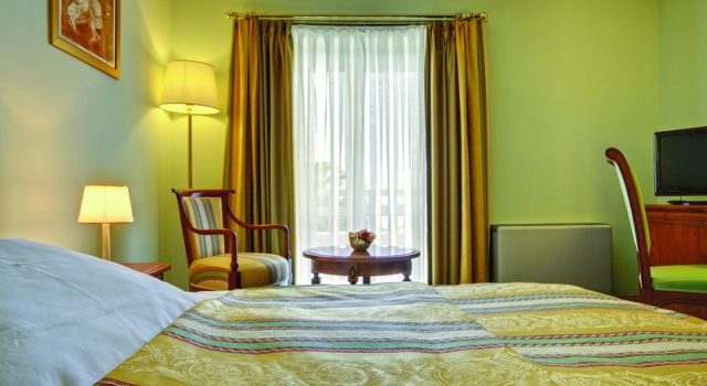Двухместный номер Standard с балконом и с частичным видом на море Hotel Laurentum