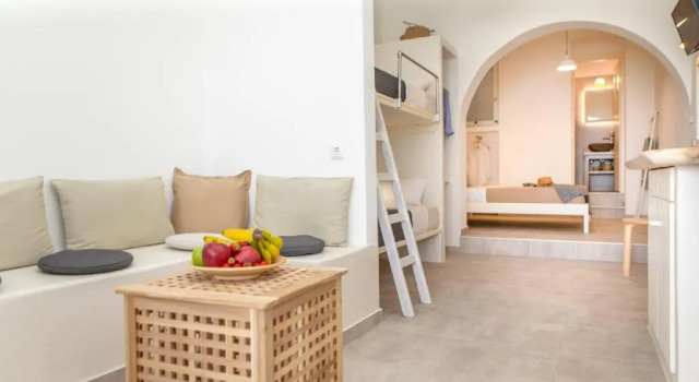 Семейный люкс Thea Suites Naxos
