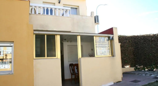 El Campello townhouse close to the sea and amenities, Casa Samuel