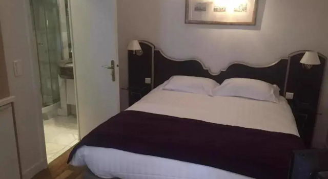 Hôtel Suites Unic Renoir Saint Germain