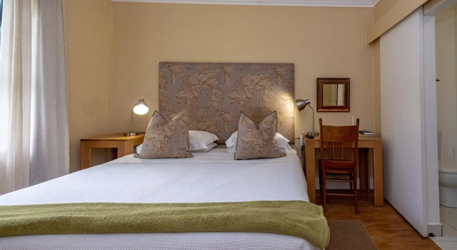 17onWellington Suite Hotel, Reservar Apartamento George Central George, perto de Mediclinic George