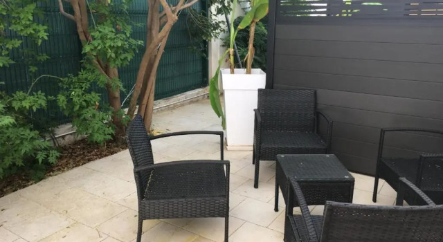 Апартаменты Superior Hotel La Ciotat - A deux pas de leau