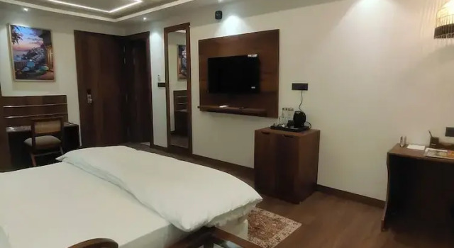 22 Heights, Rezervovat Hotel Déhrádún Uttarakhand