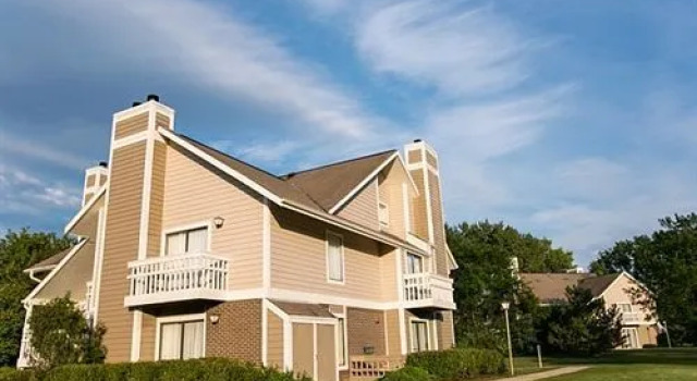 Residence Inn Milwaukee Brookfield, Забронировать Отель Отели Висконсина с парковкой, Парковка