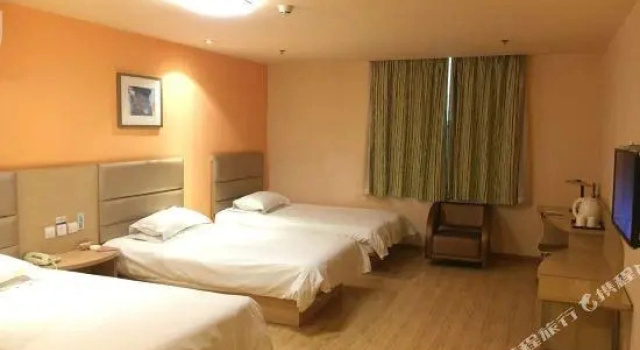 Четырёхместный люкс Business Grace Inn Zibo Linzi Maoye Plaza