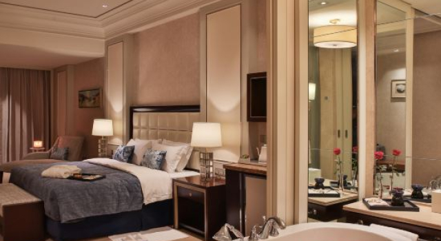 Номер Standard с видом на горы Landison Green Town Hotel Xinchang