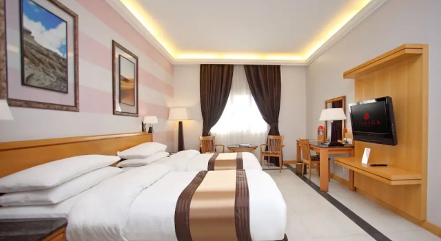 Двухместный номер Standard Ramada by Wyndham Qurum Beach