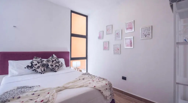 Hermosos Días Soleados en Villa LUNA DEL MAR, Book Villa Sommerhuse i Yucatán, Hytte