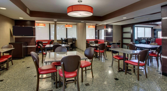 Drury Inn & Suites Houston Sugar Land, 予約 ホテル シュガーランド ヒューストン