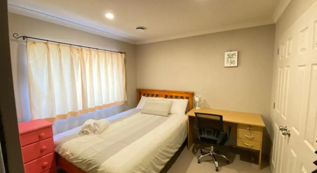 QQ Homestay Auckland, Rezerwuj Hotel Hotele w Auckland Region z parkingiem, Parking