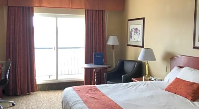 Номер Standard Anchor Inn & Suites, BW Signature Collection