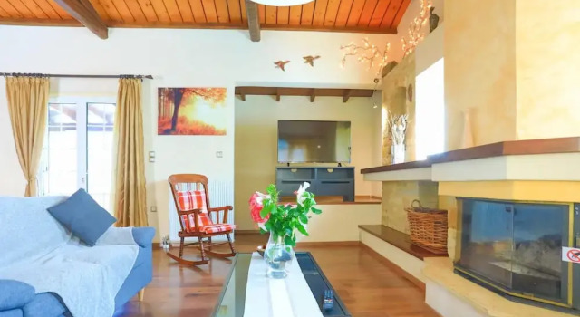 Villa Kristefi in Kato Korakiana, Забронировать Вилла Ипсос 