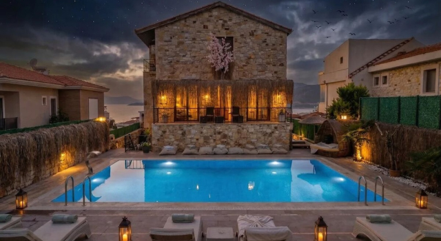 Номер Standard с 2 комнатами с видом на море Stone House Foça Otel