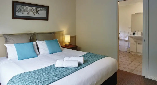 Alpine Valley Cottages, Book Hotel Bright 