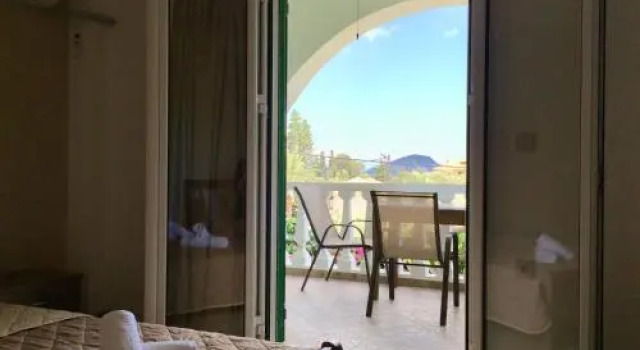Mersina Studios, Prenota Hotel Limni Keri Grecia