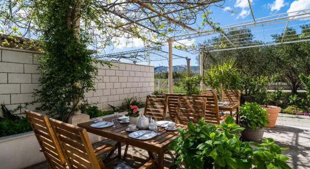 Номер Standard Francesca Guesthouse & Vardia Winery